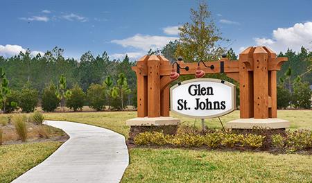 Entrance to the Glen St. Johns community in Jacksonville